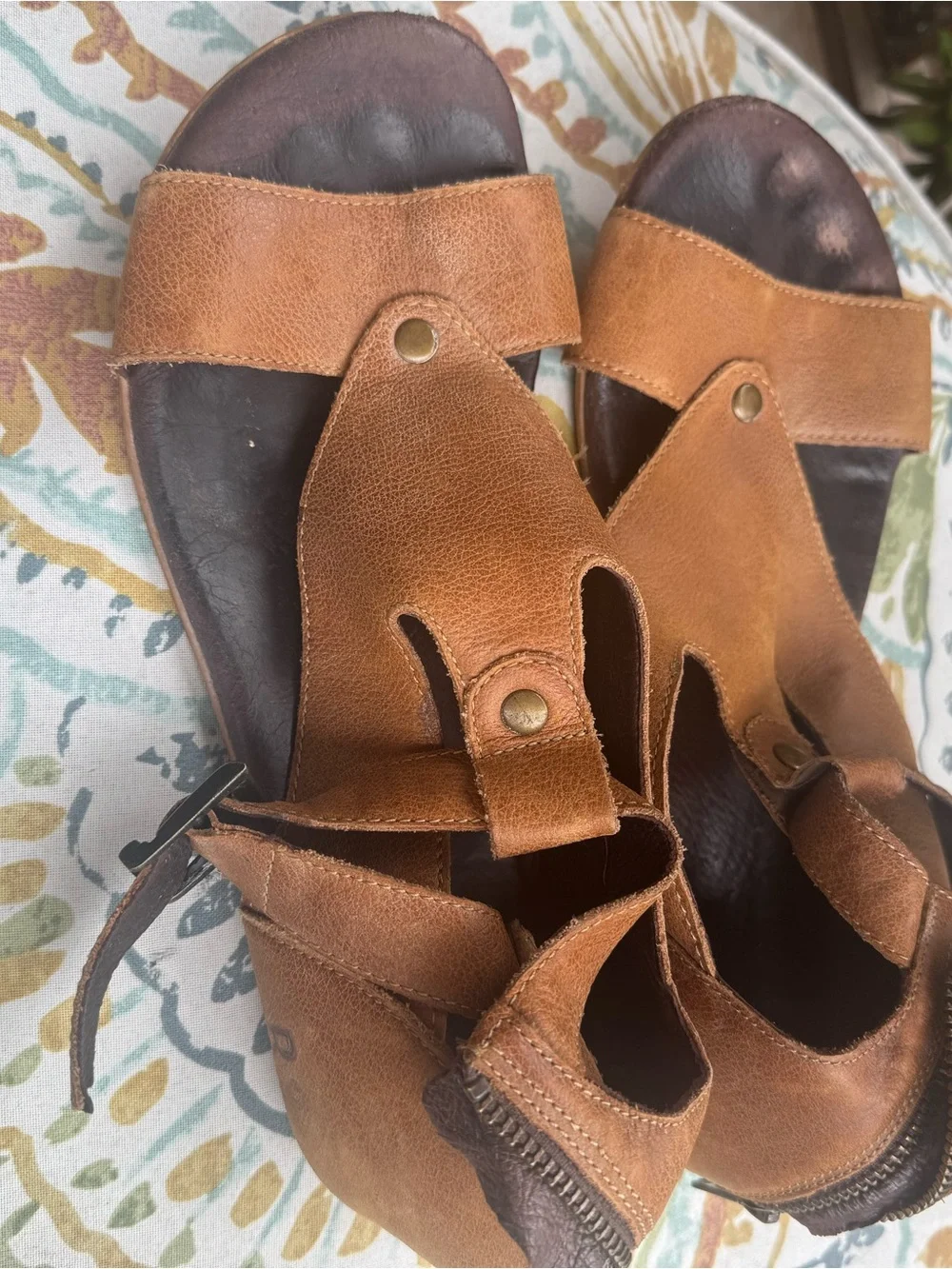 Women’s Tan Leather Strap Sandals